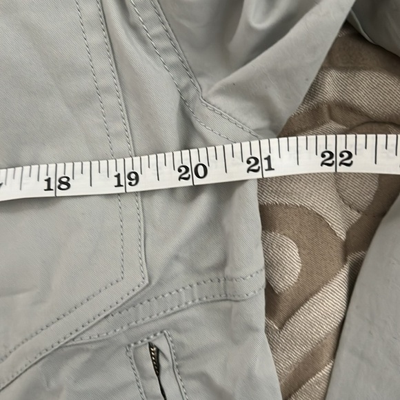 Thakoon Jacket, Pale Gray color Size Medium NWT TECHNICAL WINDBREAKER - Picture 10 of 10